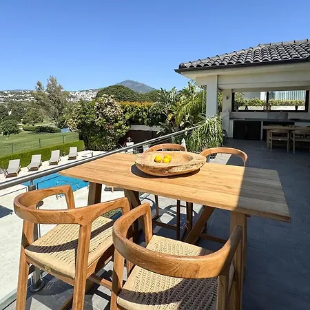 Famile & Golf Villa, - Naranjos Golf ماربيا