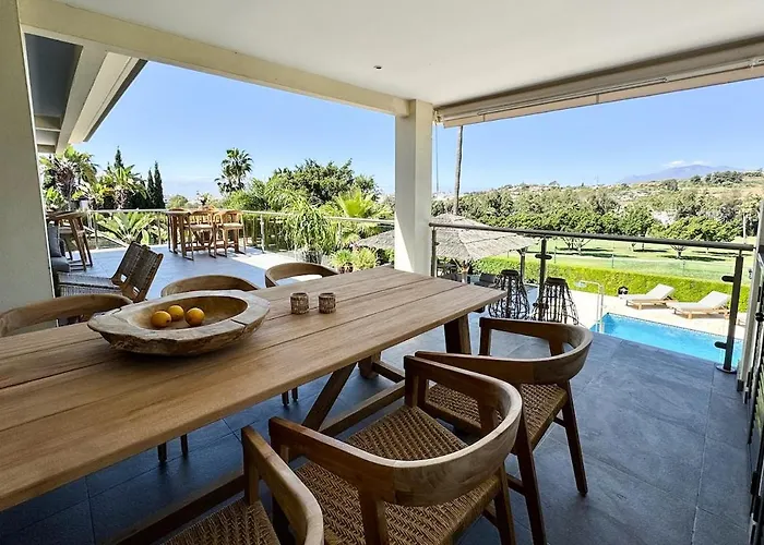 Famile & Golf Villa, - Naranjos Golf *