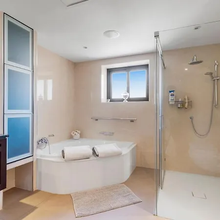 Famile & Golf Villa, - Naranjos Golf