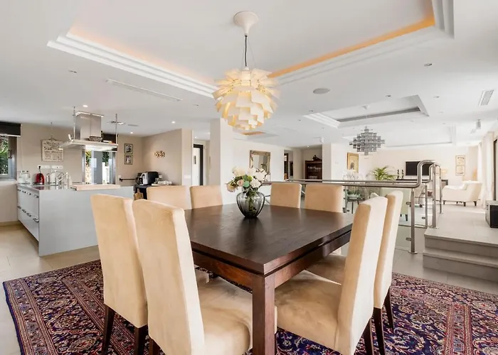 Famile & Golf Villa, - Naranjos Golf