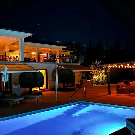 Famile & Golf Villa, - Naranjos Golf מארבלה